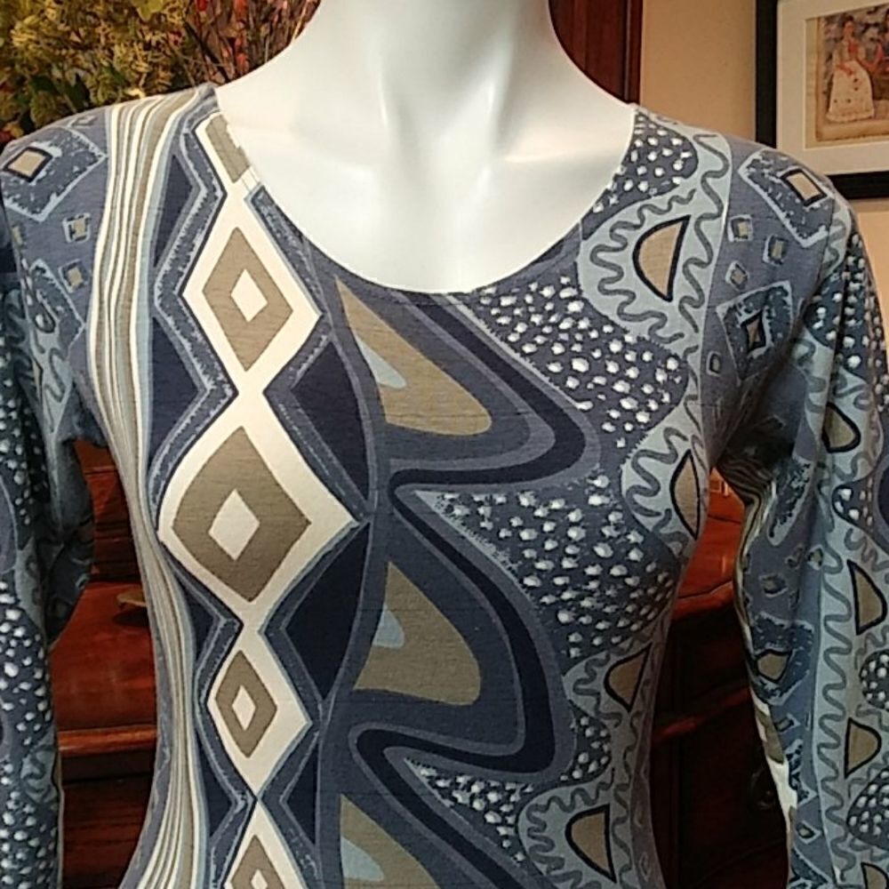 Smart set bodysuit top - Picture 2 of 8